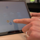 Akustikwerke Deckensegel mit Beleuchtung Lighting im quadratischem Format – Somara Lighting