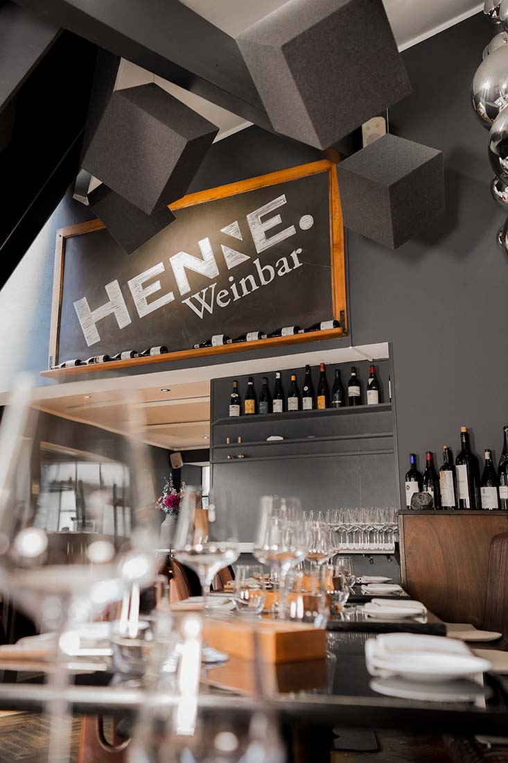 Henne Weinbar