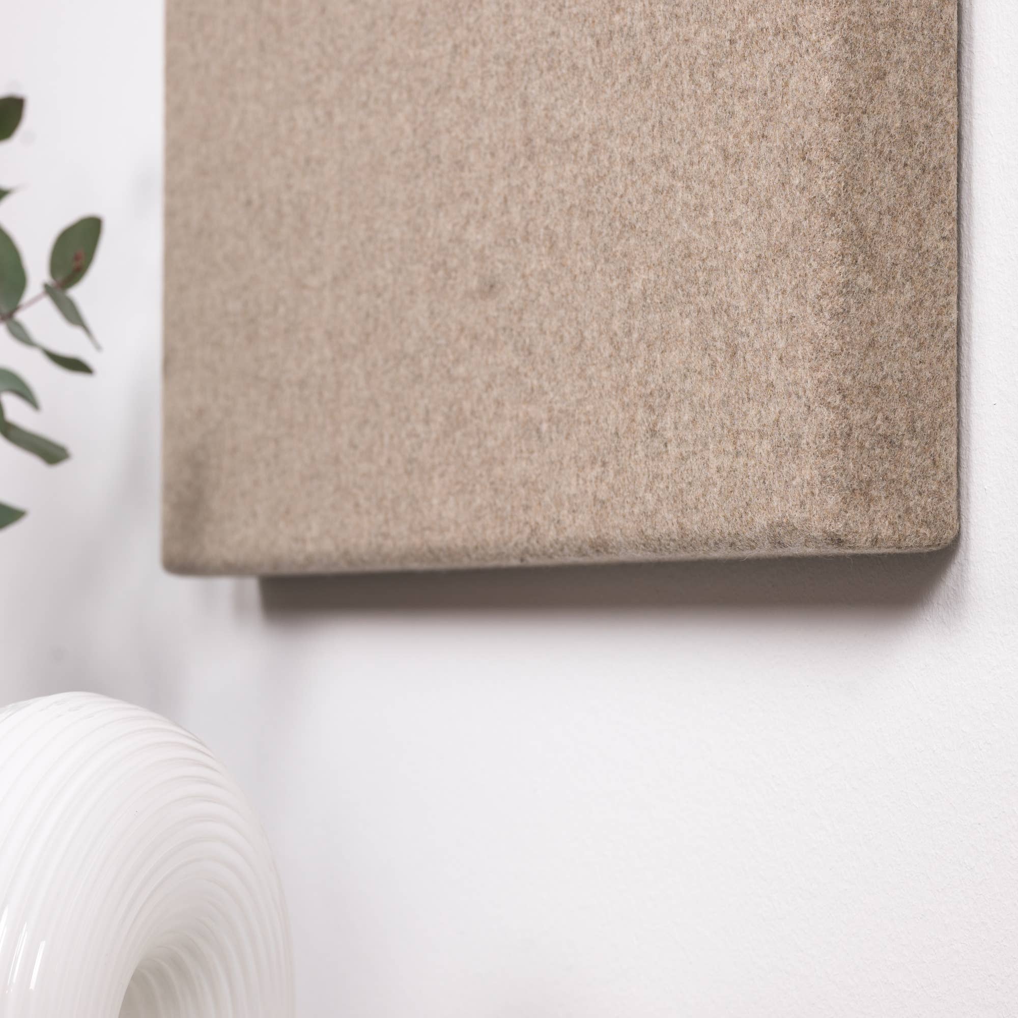 Detailaufnahme Loden-Stoff Nr. 58 für Akustikwerke Schallabsorber – Premium-Material